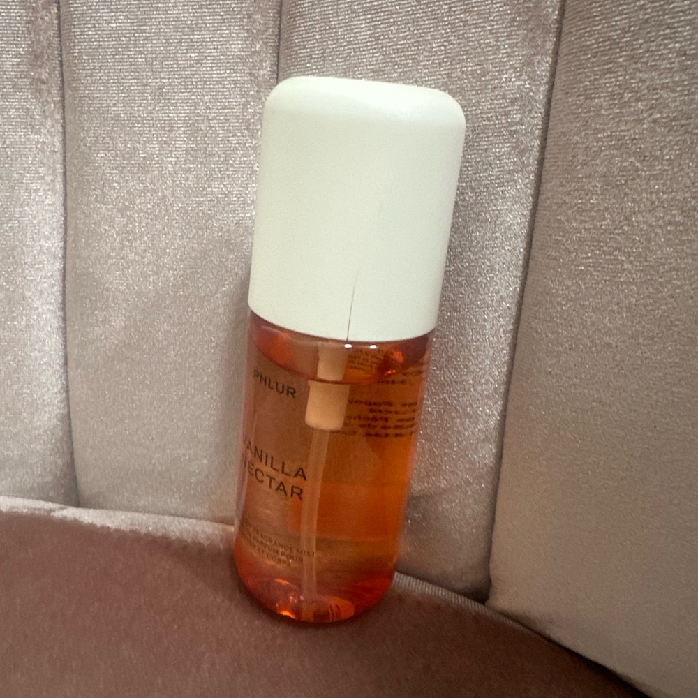 Phlur Vanilla Nectar Hair & Body Fragrance Mist - Orange - Picture 2 of 4